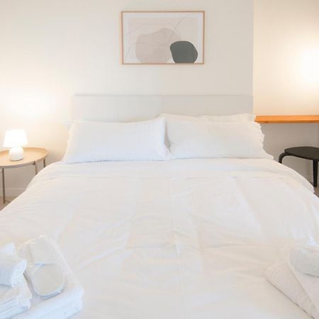 Zefiro - Saffi Design Apartments - Ambrogiohost 博洛尼亚 外观 照片