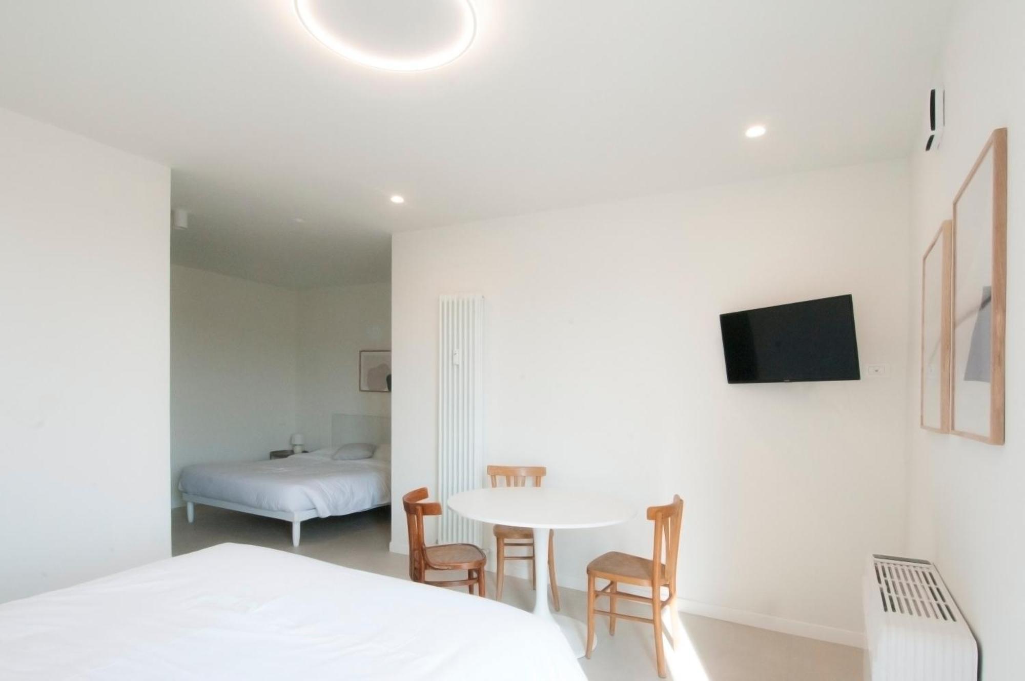 Zefiro - Saffi Design Apartments - Ambrogiohost 博洛尼亚 外观 照片